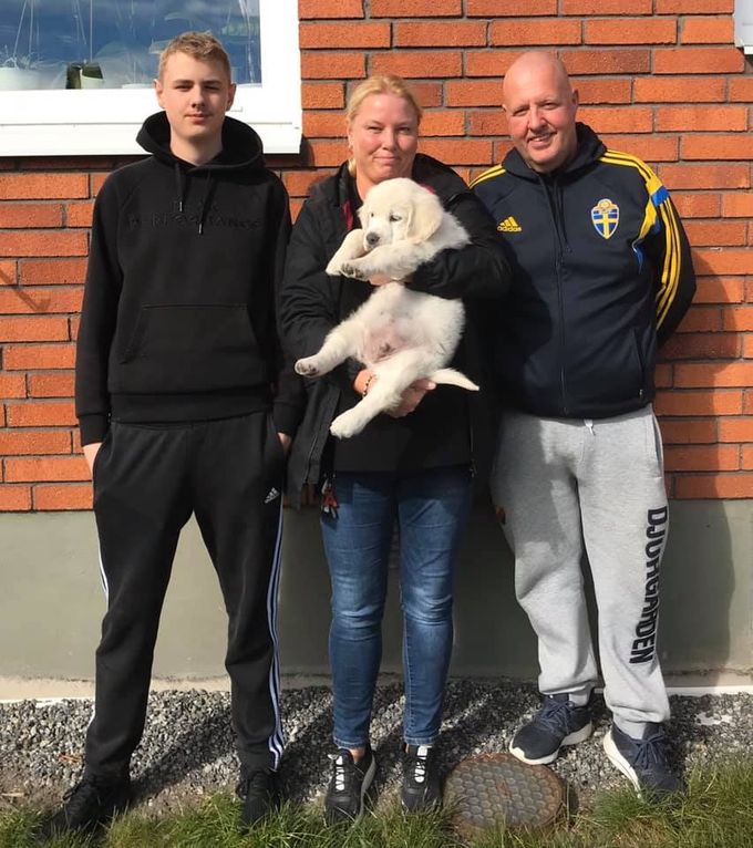 Golden Friendship Skorpan har flyttat till Cecilia, Micke och Oliver i Björklinge i Uppsala.
Lycka till med Tyson! 